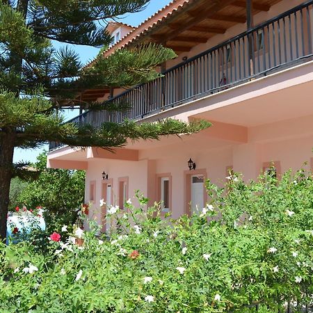 Red Rose Garden Apartment Tsilivi  Exterior photo