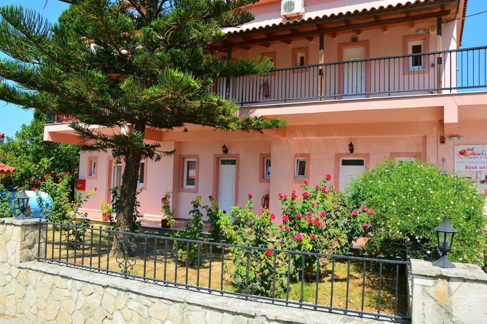 Red Rose Garden Apartment Tsilivi  Exterior photo