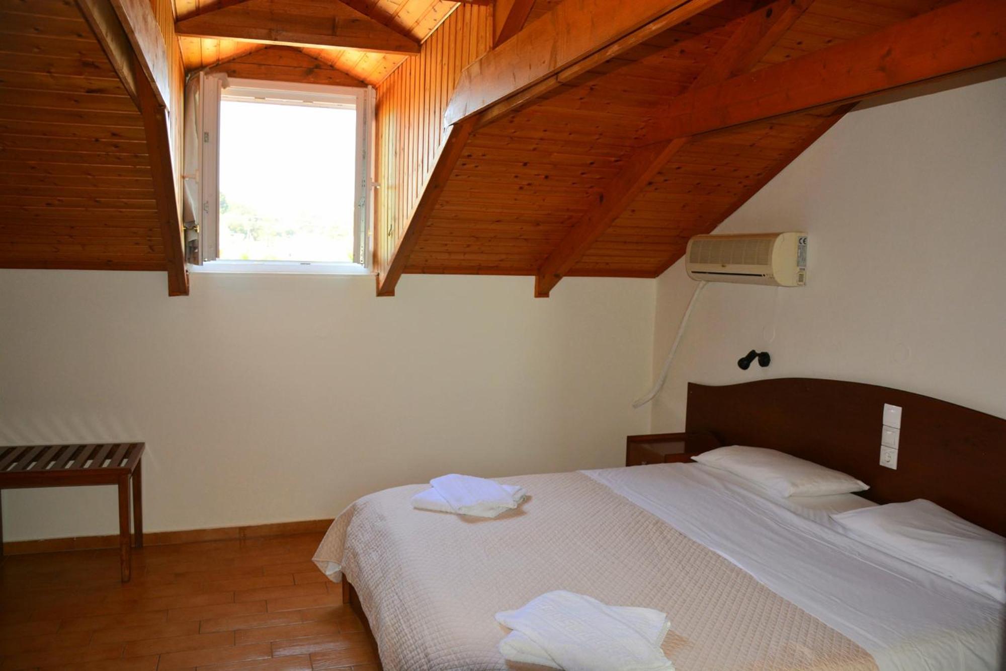 Red Rose Garden Apartment Tsilivi  Exterior photo