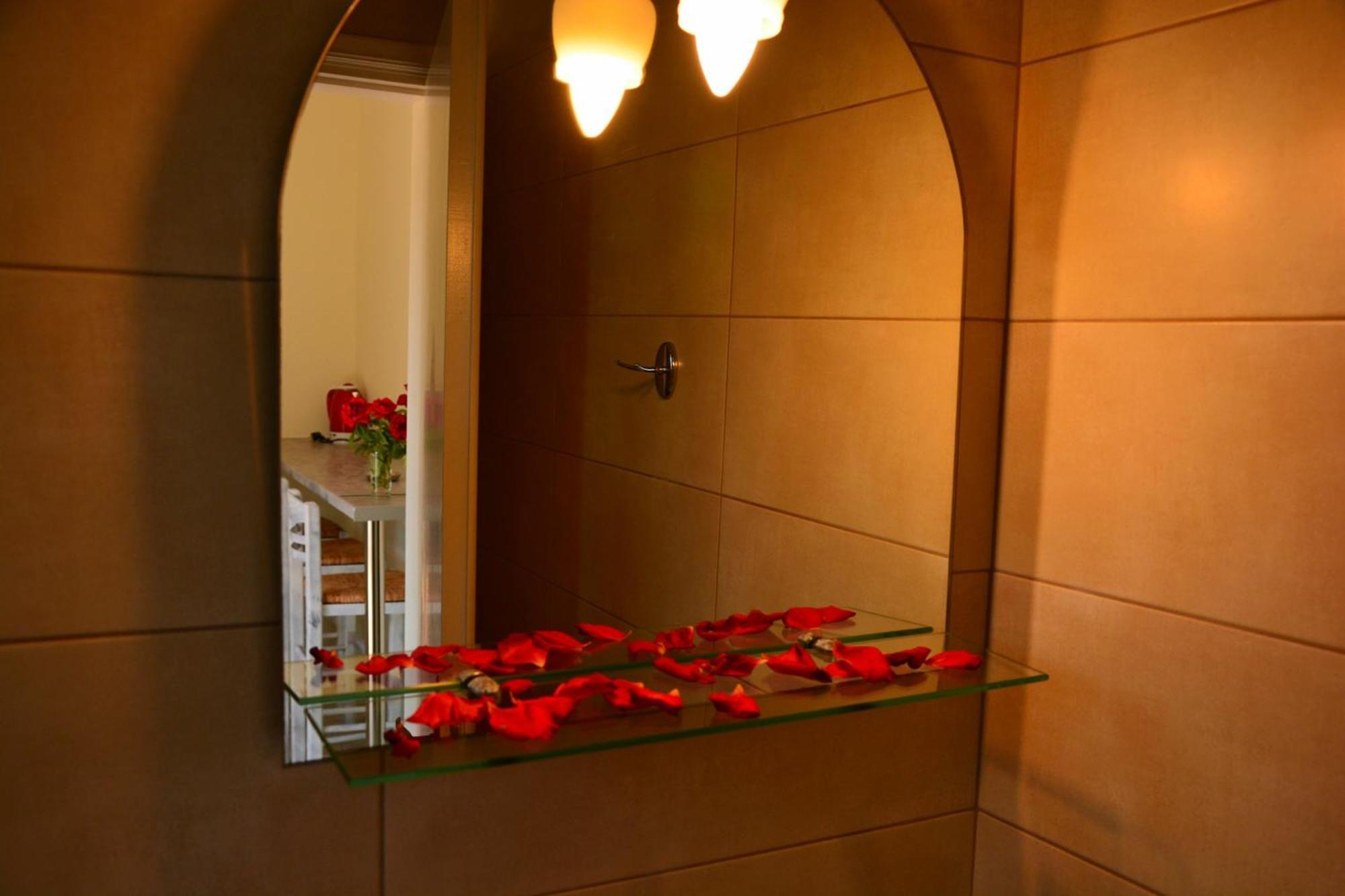 Red Rose Garden Apartment Tsilivi  Exterior photo